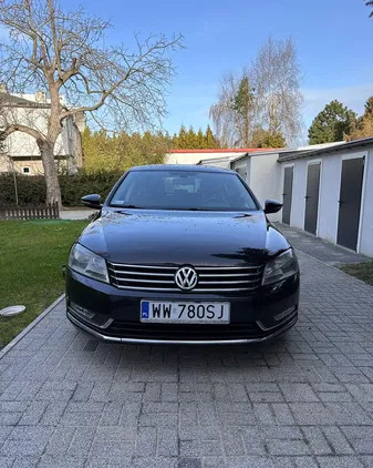 świętokrzyskie Volkswagen Passat cena 36300 przebieg: 201600, rok produkcji 2012 z Warszawa